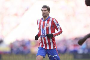 世体：马竞认为德保罗今夏要么续约要么离队，西蒙尼希望球员留下