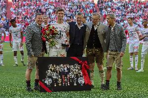 图片报：穆勒本希望在纽约与洛杉矶FC会面，但因拜仁出局告吹