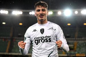 佩杜拉：卡利亚里希望600万欧+奖金签下S-埃斯波西托